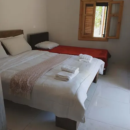 Nafplio Garden House *